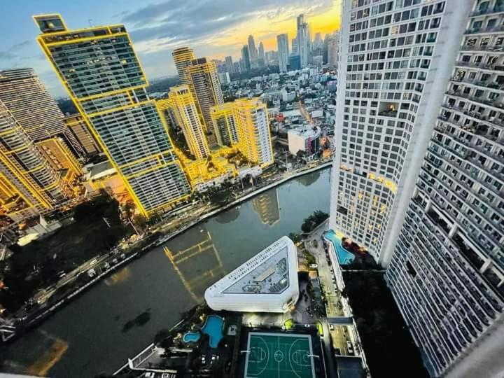 Aveline Riverline Apartment Manila