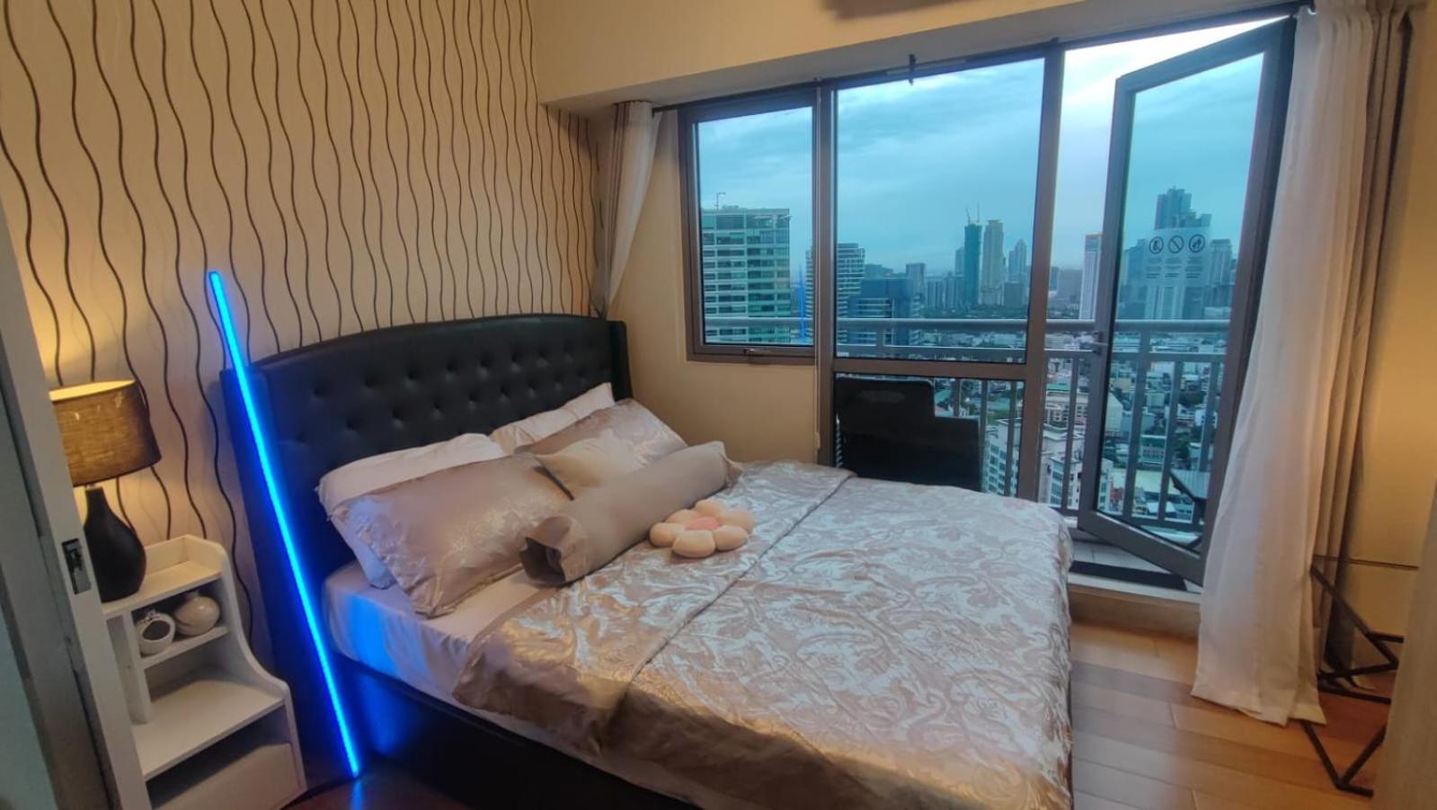 Aveline Riverline Apartment